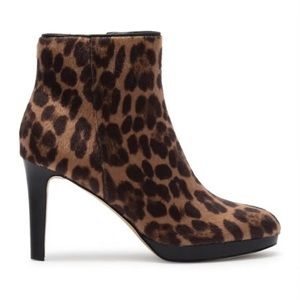 Nine West Leopard Ankle Boots 8